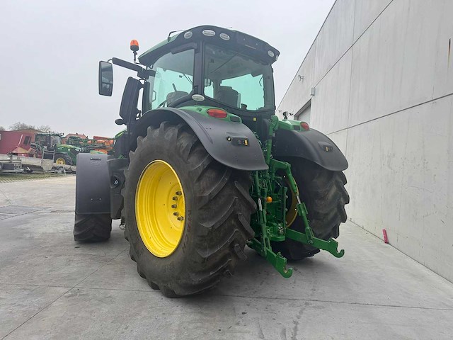 John deere - 6230r - 4-wheel drive tractor - 2018 - afbeelding 15 van  18