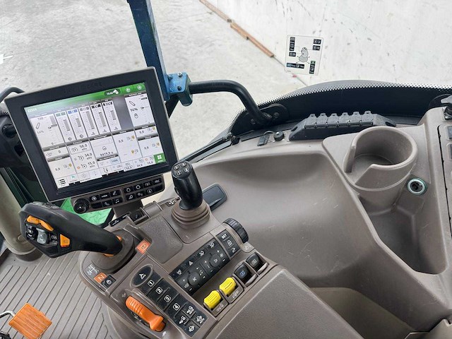 John deere - 6250r - 4-wheel drive tractor - 2017 - afbeelding 10 van  19