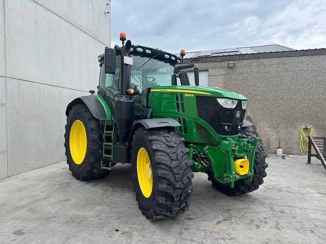 John deere - 6250r - 4-wheel drive tractor - 2017 - afbeelding 13 van  19