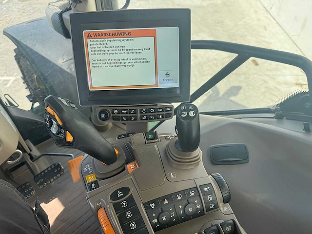 John deere - 6250r - 4-wheel drive tractor - 2017 - afbeelding 9 van  19