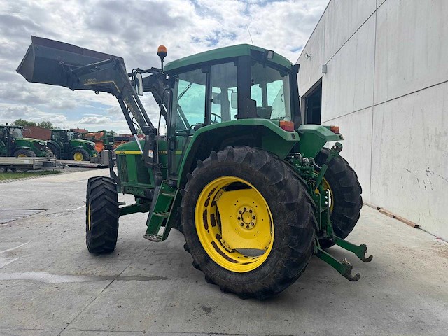 John deere - 6510 - 4-wheel drive tractor - 2001 - afbeelding 14 van  17