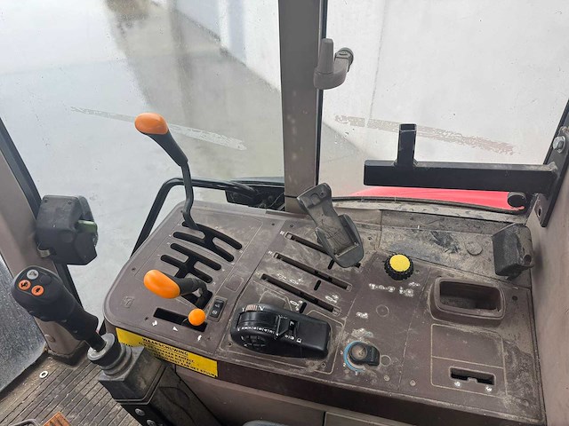 John deere - 6520 - 4-wheel drive tractor - 2002 - afbeelding 4 van  17