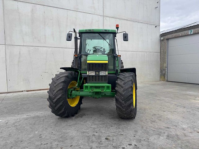 John deere - 6810 - 4-wheel drive tractor - 1998 - afbeelding 11 van  18
