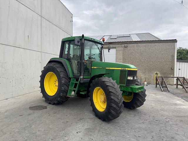 John deere - 6810 - 4-wheel drive tractor - 1998 - afbeelding 12 van  18