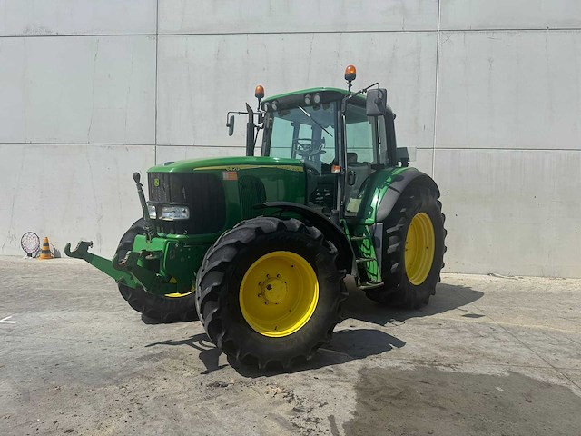 John deere - 6820 - 4-wheel drive tractor - 2001 - afbeelding 1 van  17