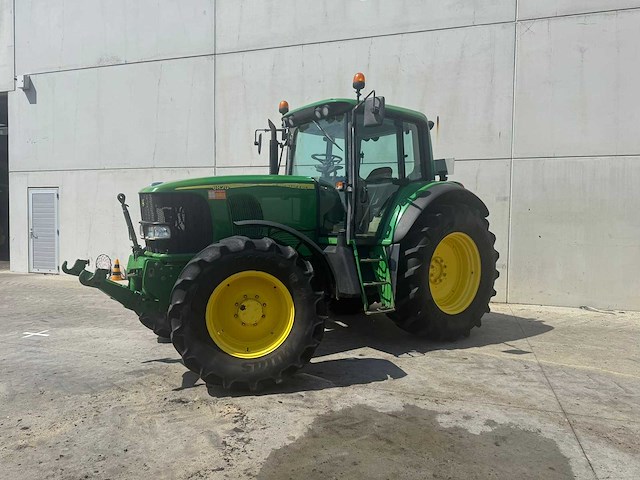 John deere - 6820 - 4-wheel drive tractor - 2001 - afbeelding 15 van  17