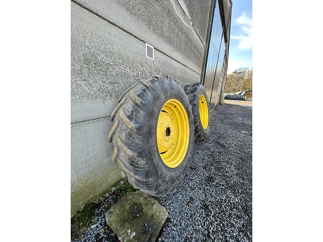 John deere 2 farm banden met velgen banden, wielen & velgen - afbeelding 3 van  5