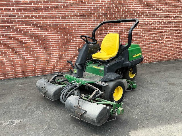 John deere 2500a grasoogstmachine - zitmaaier - afbeelding 1 van  17
