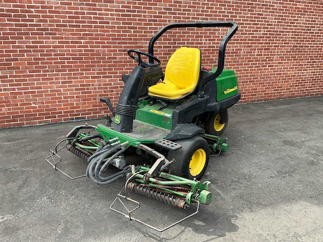 John deere 2500a grasoogstmachine - zitmaaier - afbeelding 10 van  17