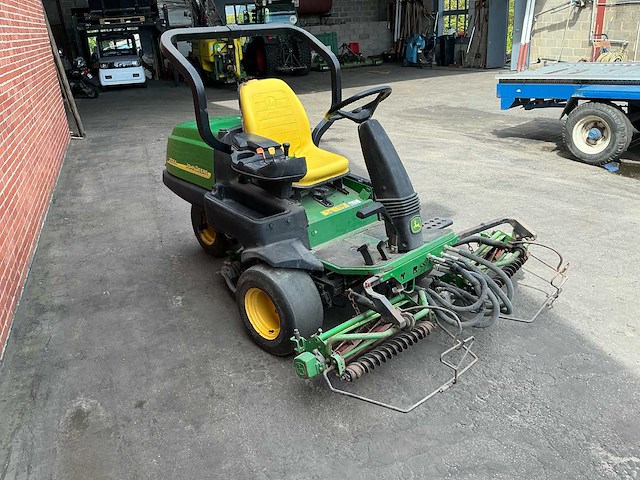John deere 2500a grasoogstmachine - zitmaaier - afbeelding 14 van  17