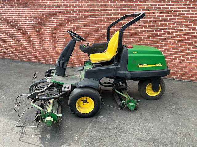 John deere 2500a grasoogstmachine - zitmaaier - afbeelding 9 van  14