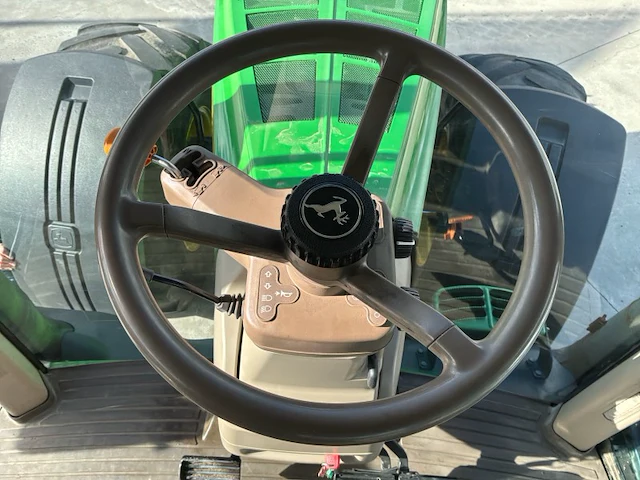 John deere 7280r vierwielaangedraven landbouwtractor - afbeelding 19 van  44