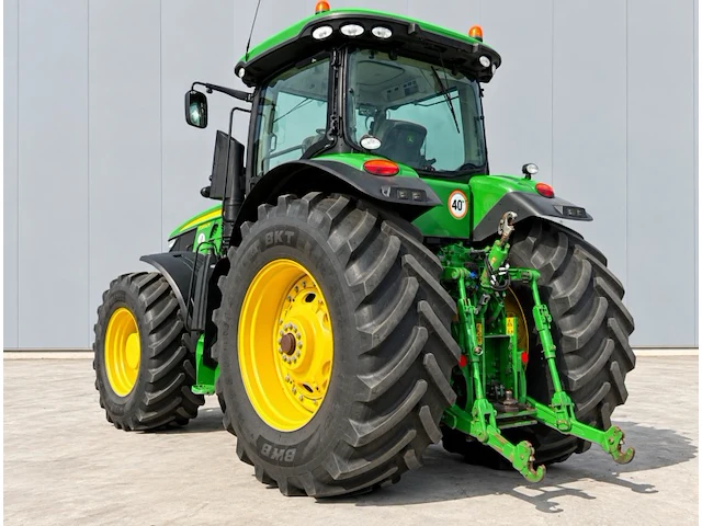 John deere 7280r vierwielaangedraven landbouwtractor - afbeelding 42 van  44