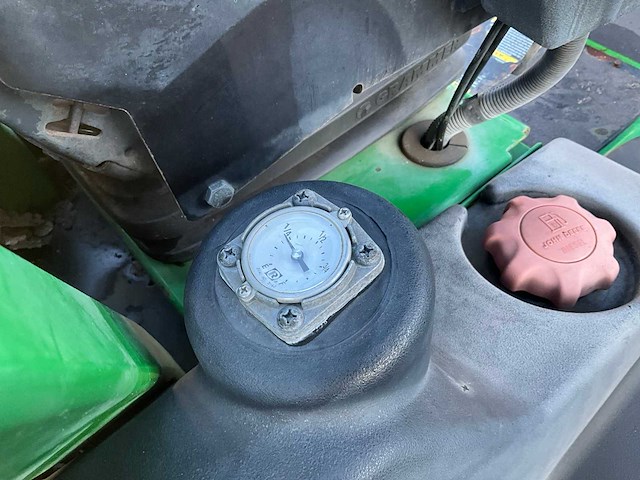 John deere 8700 precision cut zitmaaier - afbeelding 14 van  23