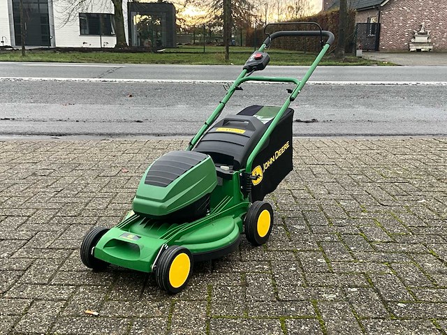 John deere r40b grasmaaier - afbeelding 1 van  12