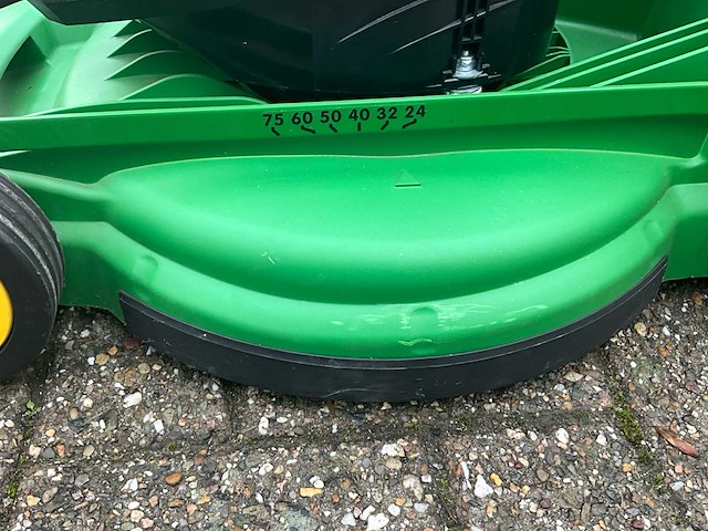 John deere r40b grasmaaier - afbeelding 8 van  14