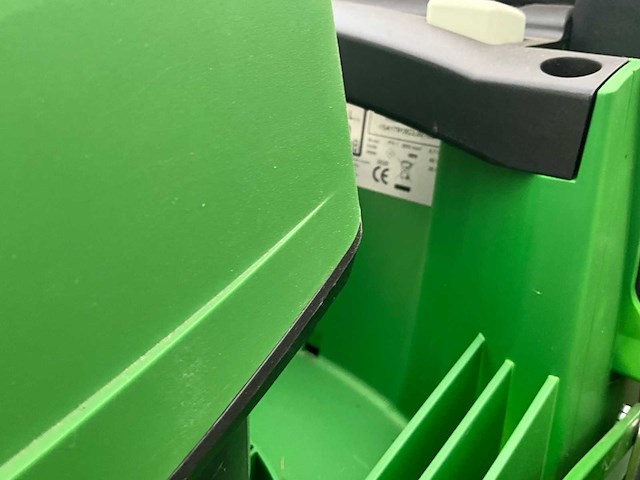 John deere r40b grasmaaier - afbeelding 9 van  14