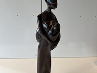 Jonge moeder met 2 kinderen - afbeelding 5 van  5