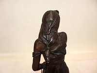 Jonge vrouw - e. carlier - afbeelding 2 van  18
