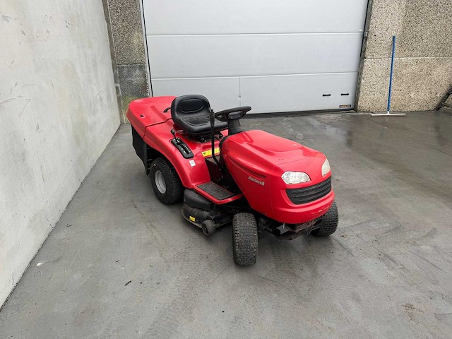 Jonsered - lt2115cm - ride on lawn mower - 2006 - afbeelding 7 van  13