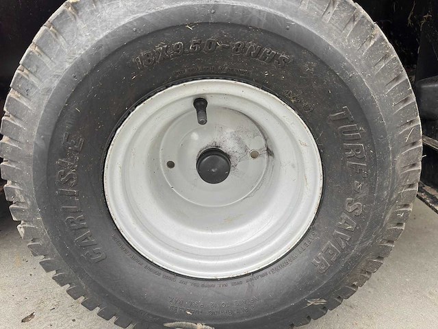 Jonsered - lt2115cm - ride on lawn mower - 2006 - afbeelding 13 van  13