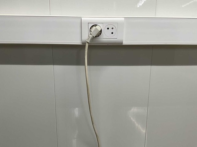 Jordao cooling systems rvs koelwerkbank - 3 deuren, 2 laden - afbeelding 7 van  11