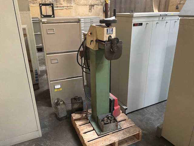 Jörg vouwmachine - jörg 5343 rolrandmachine – 240 mm – stalen capaciteit 1,6 mm - afbeelding 1 van  8