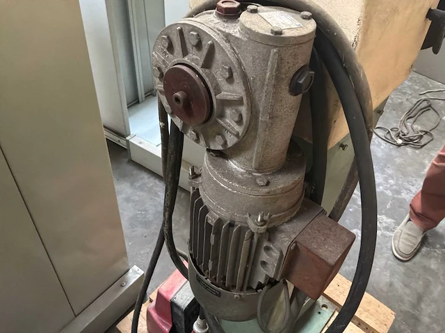 Jörg vouwmachine - jörg 5343 rolrandmachine – 240 mm – stalen capaciteit 1,6 mm - afbeelding 6 van  8