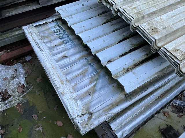 Joriside partij diverse pvc golfplaten en sandwichpanelen - afbeelding 4 van  6