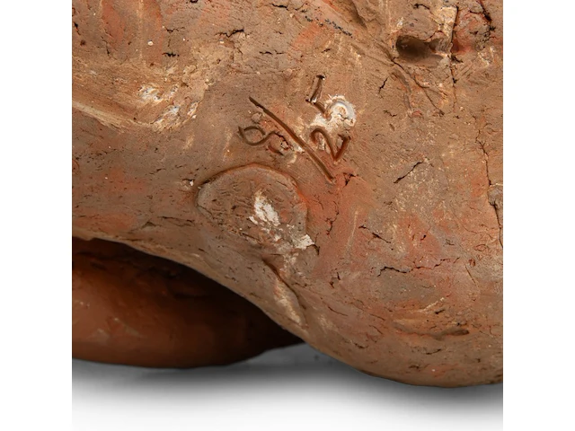 José vermeersch (1922-1997), sitting figure, 1971, terracotta, n° 8/25 42 cm. (16.53 in.) - afbeelding 8 van  8