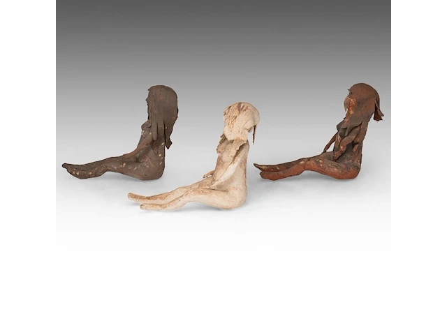 José vermeersch (1922-1997), three sitting women, 1974, terracotta, n° 7 - 11 - 17/25 20 cm. (7.87 in.) - afbeelding 3 van  8