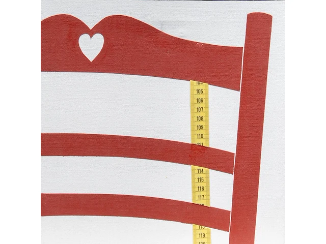 Joseph willaert (1936-2014), 'stoelleuning met lintmeter', 2001, mixed media 28 x 28 cm. (11.01 x 11.01 in.) - afbeelding 1 van  4