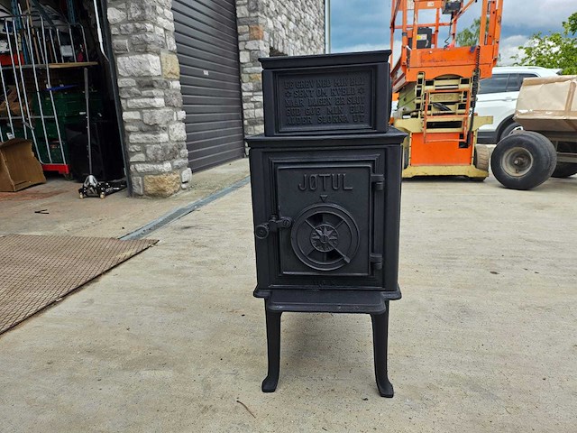 Jotul kachel houtkachel - afbeelding 4 van  10
