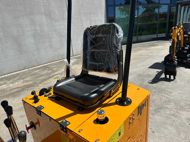 Jpc - 2025 - ht10 - mini bandengraafmachine - afbeelding 17 van  35