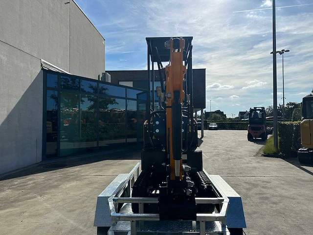 Jpc - 2025 - ht12 - minigraafmachine op aanhangwagen - afbeelding 13 van  43