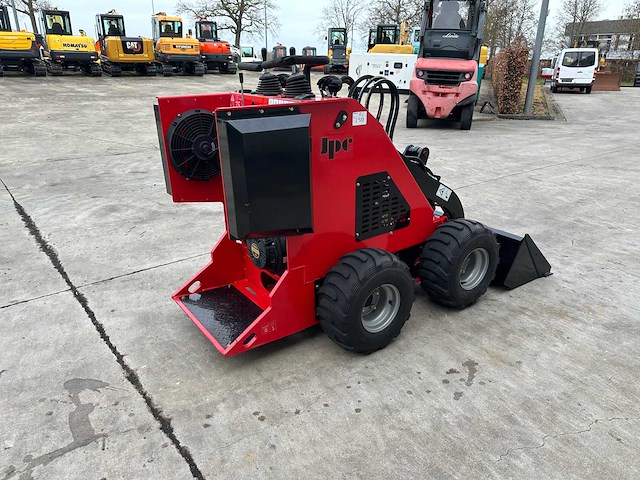Jpc - 2025 - ht320 - mini - schranklader - afbeelding 22 van  25
