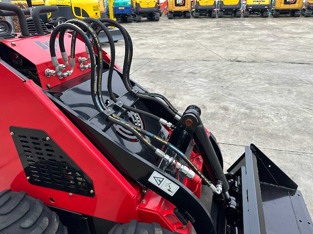 Jpc - 2025 - ht320 - mini - schranklader - afbeelding 6 van  21