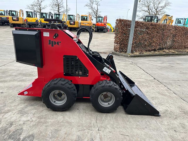 Jpc - 2025 - ht320 - mini-schranklader - afbeelding 17 van  22