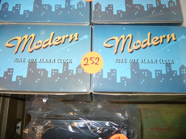 Jukebox alarm clock 2stuks - afbeelding 1 van  1