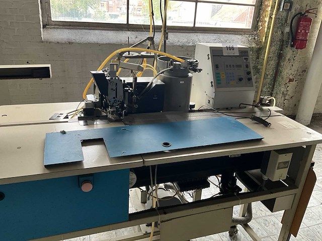 Juki acf-161 knopenaanzetautomaat - afbeelding 9 van  9