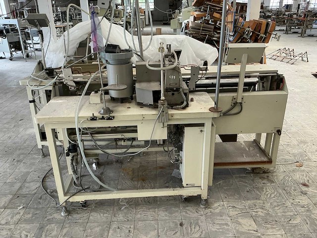 Juki acf-164-373 afaz knopenaanzetautomaat - afbeelding 1 van  6