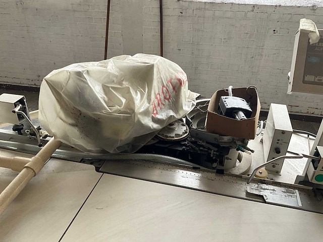 Juki acf-164-373n knopenaanzetautomaat - afbeelding 5 van  10