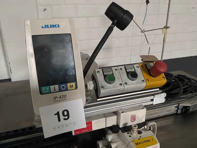 Juki ams-224en computergestuurde industriële naaimachine - afbeelding 11 van  13
