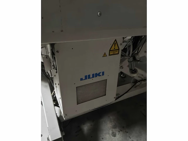 Juki ams-224en computergestuurde industriële naaimachine - afbeelding 13 van  13