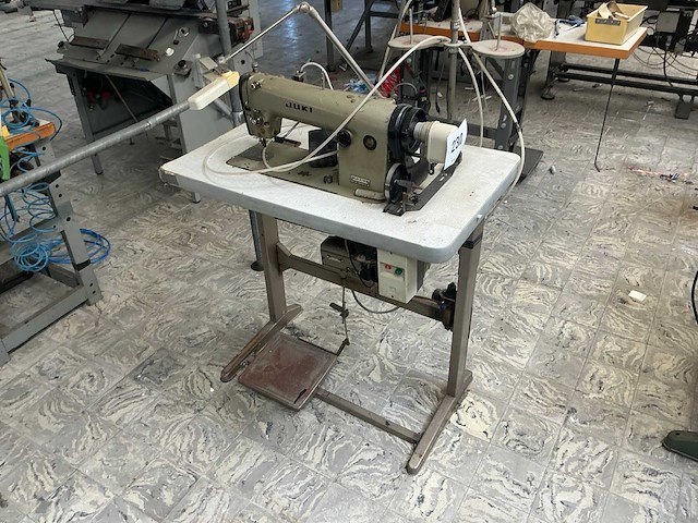 Juki dln-415-2 naaimachine met naaldtransport - afbeelding 1 van  8