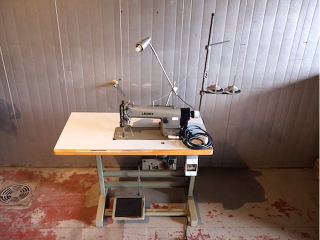 Juki industriele naaimachine - afbeelding 6 van  13