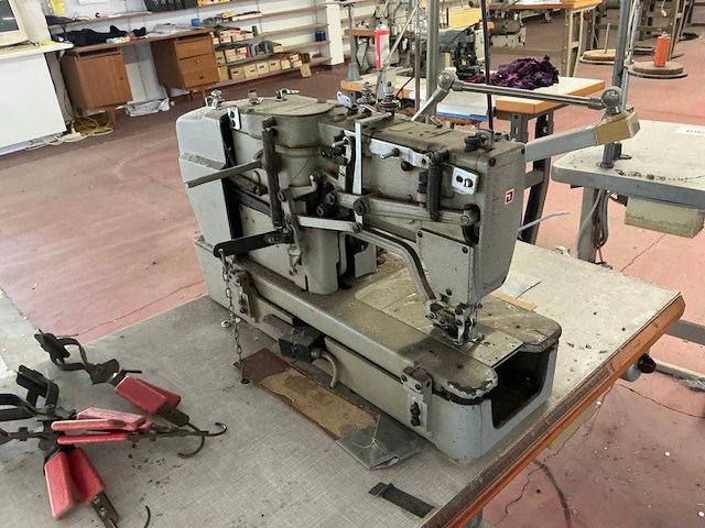 Juki lbh-761 knoopsgaten machine - afbeelding 3 van  4