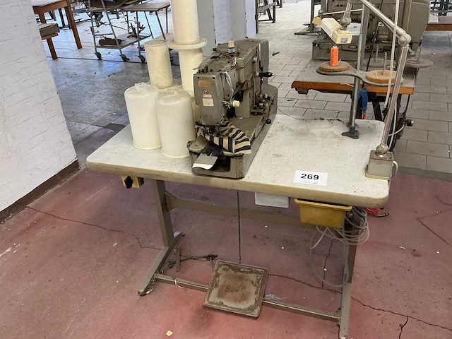 Juki lbh-773 knoopsgaten machine - afbeelding 5 van  5