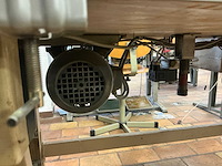 Juki lbh 773 knoopsgaten naaimachine (2x) - afbeelding 7 van  9