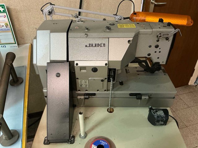 Juki lbh-790 naaimachine - knoopsgaten - afbeelding 5 van  10